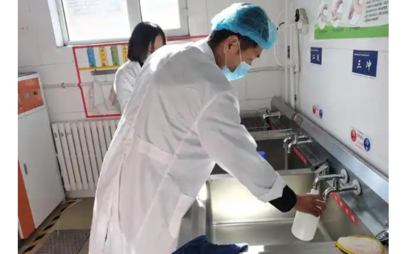 二次供水檢測(cè)指標(biāo)全解讀！專業(yè)檢測(cè)選對(duì)機(jī)構(gòu)，全家飲水更安心